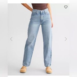 Levi’s 94 baggy jeans